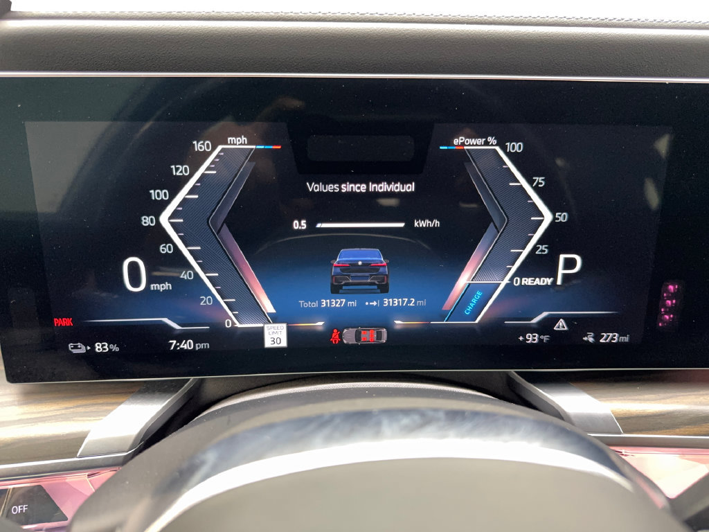 Used 2024 BMW i7 xDrive60 w/ Executive Package AWD/4WD image 58