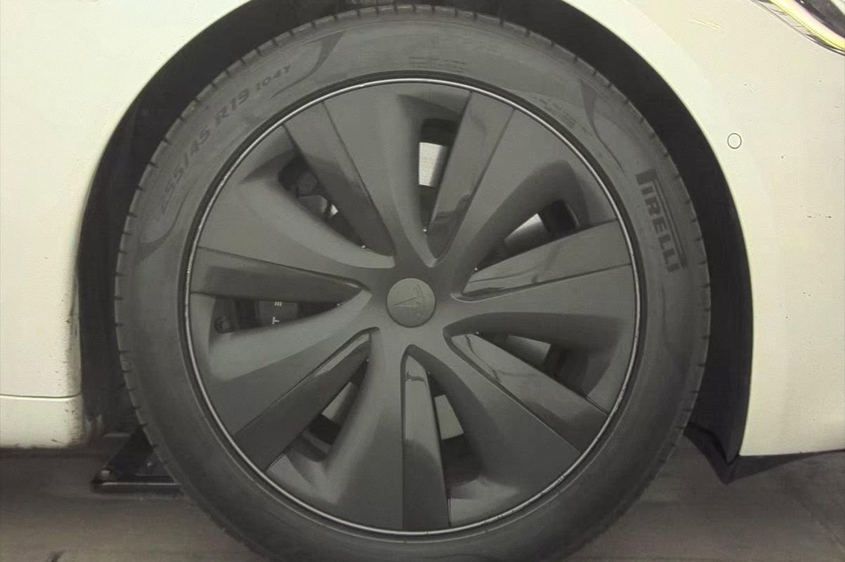 Used 2021 Tesla Model S Long Range AWD/4WD image 8