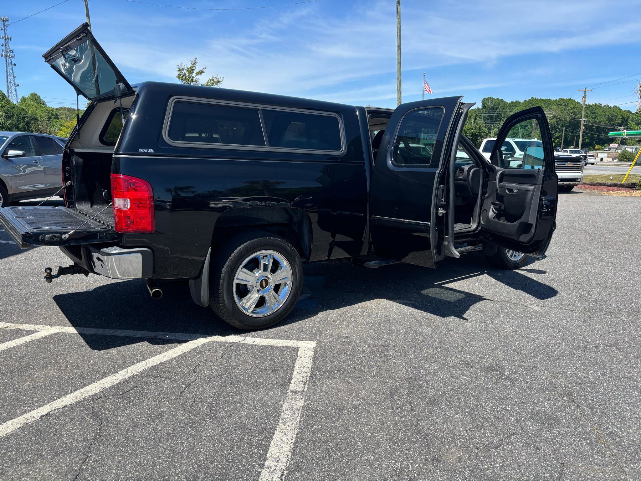 Used 2013 Chevrolet Silverado 1500 LT AWD/4WD image 23