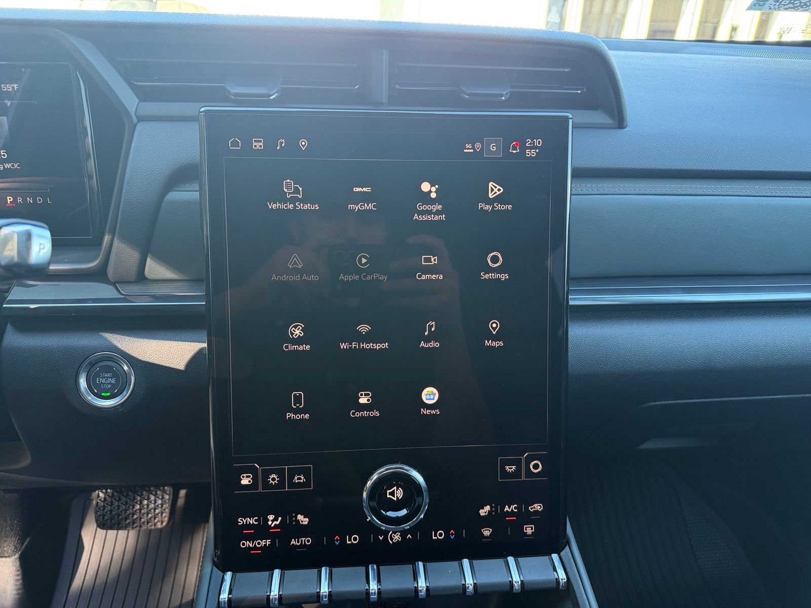 New 2026 GMC Terrain AT4 w/ LPO, Floor Liner Package image 21