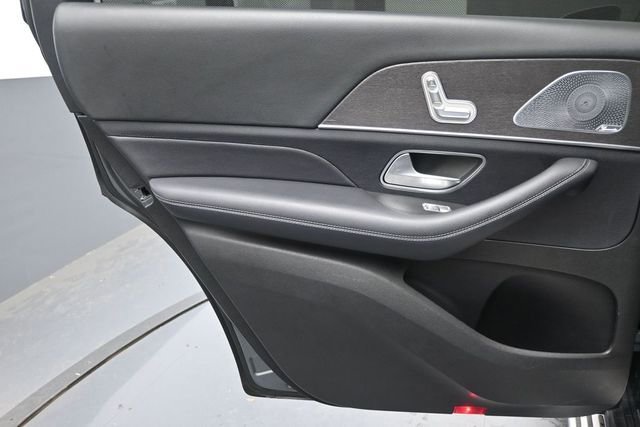 Used 2020 Mercedes-Benz GLS 450 4MATIC image 23