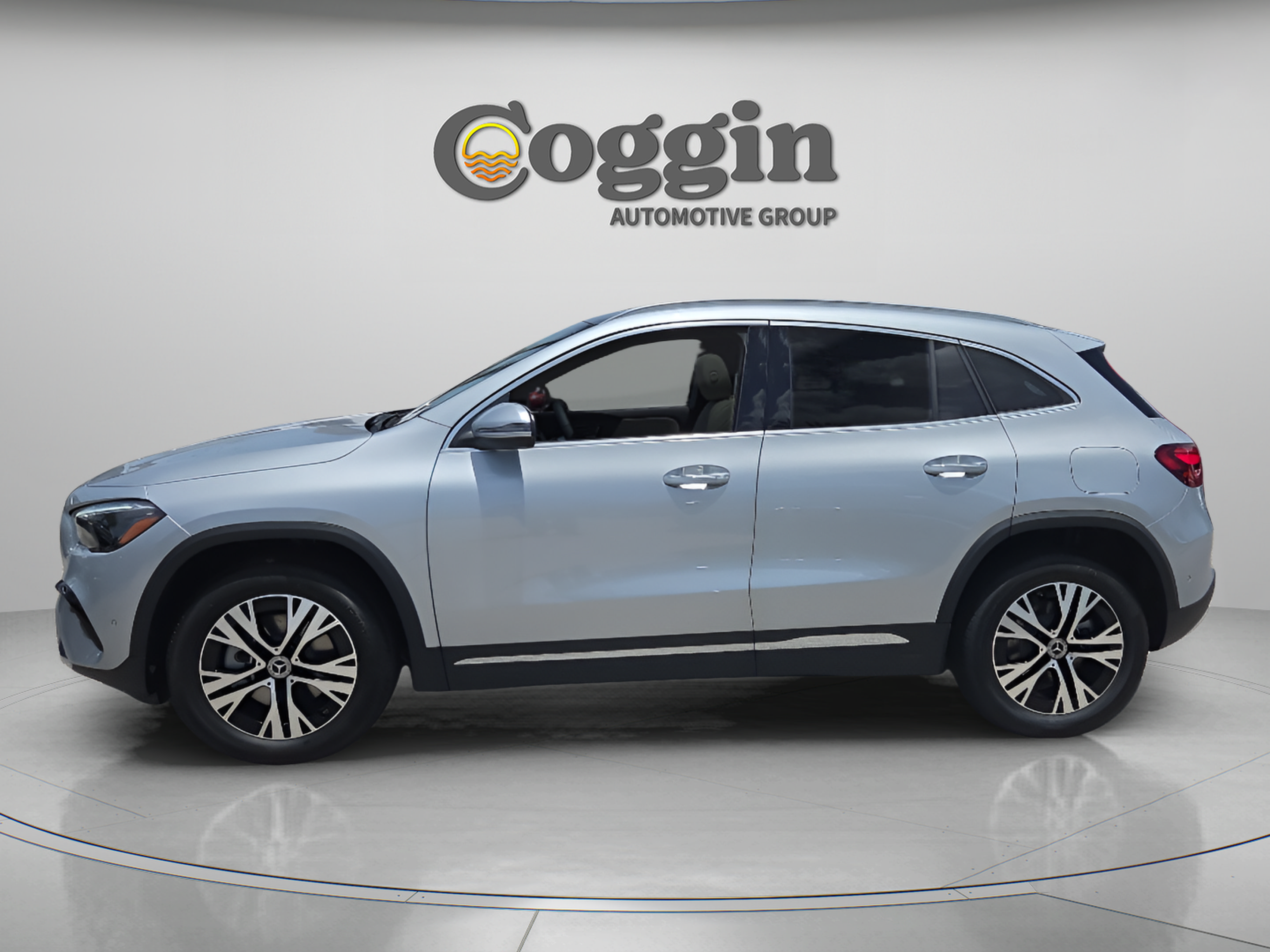New 2026 Mercedes-Benz GLA 250 image 2
