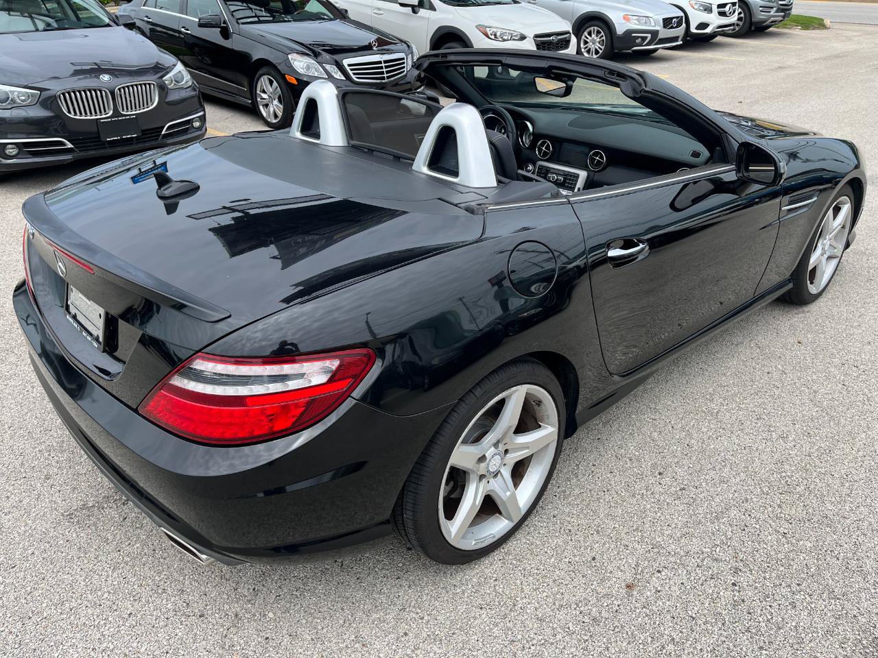 Used 2012 Mercedes-Benz SLK 350 image 16