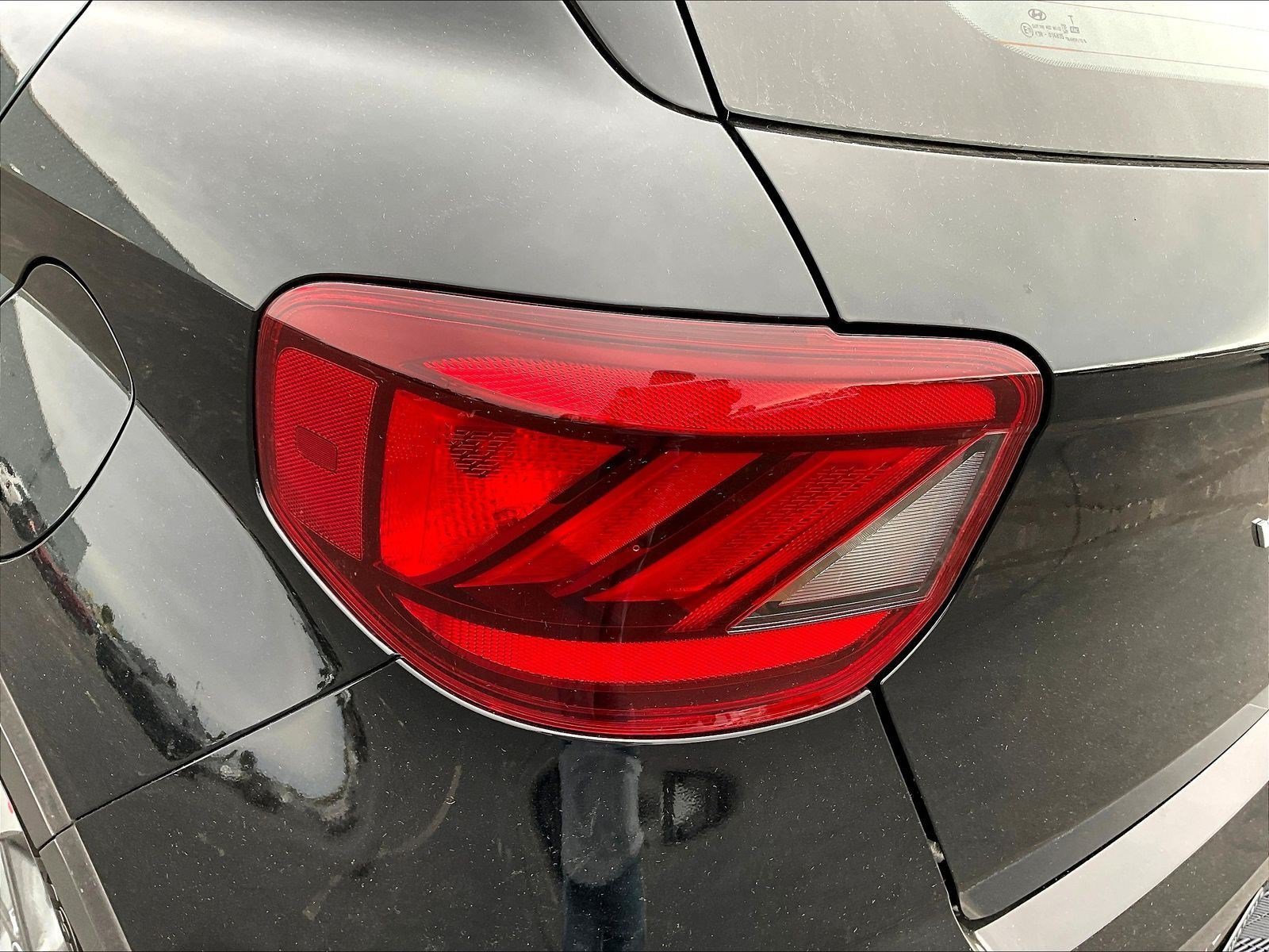 New 2026 Hyundai Venue SEL FWD image 15