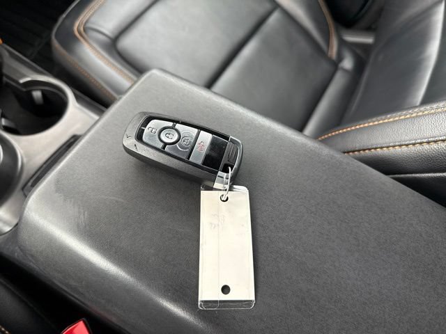 Used 2023 Ford Bronco Badlands w/ Sasquatch Package AWD/4WD image 29