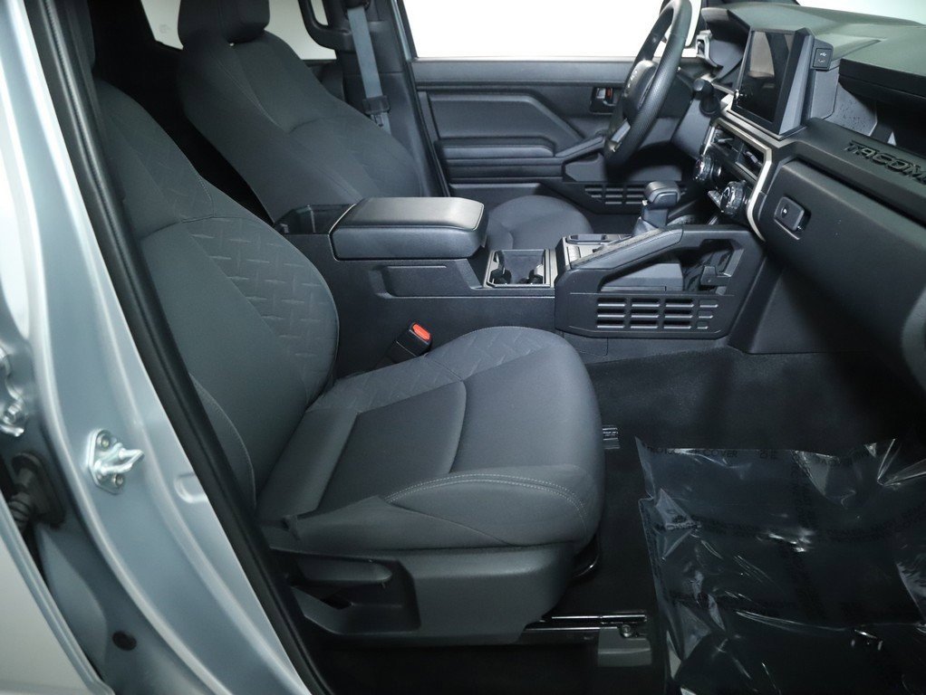 Used 2024 Toyota Tacoma SR image 34