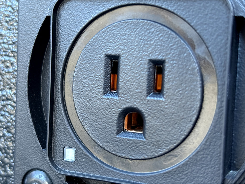 Used 2026 Chevrolet Silverado 1500 Custom image 27