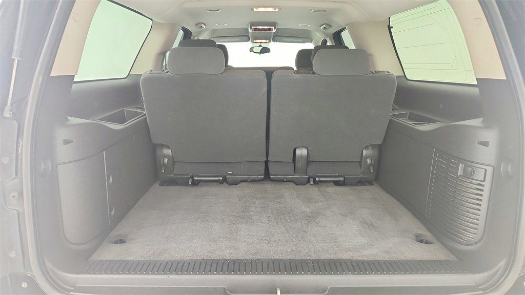 Used 2009 Chevrolet Suburban LS image 34