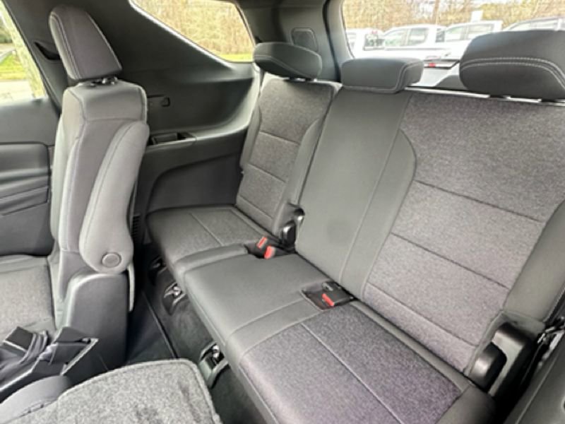 New 2026 Chevrolet Traverse LT FWD image 21