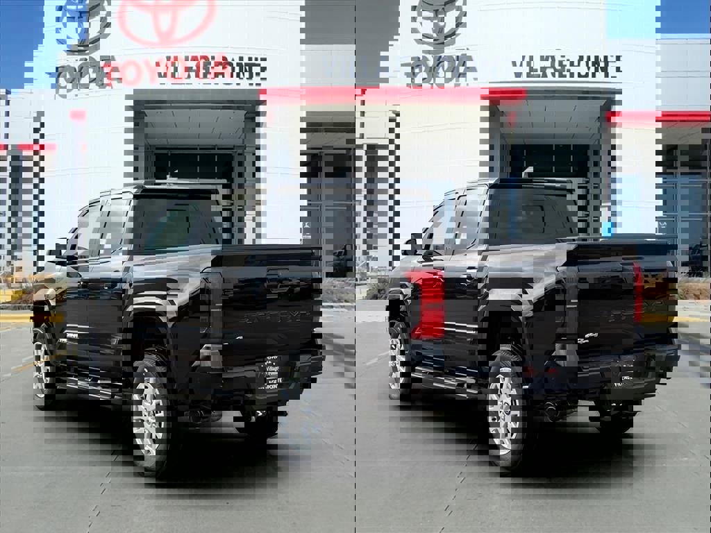 New 2025 Toyota Tacoma SR5 image 3