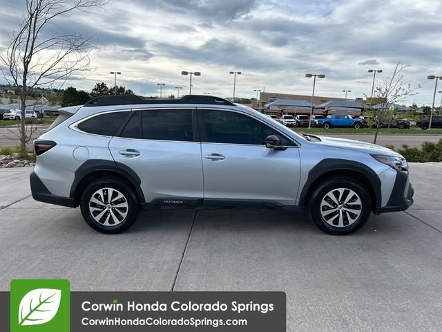 Used 2024 Subaru Outback Premium AWD/4WD image 11