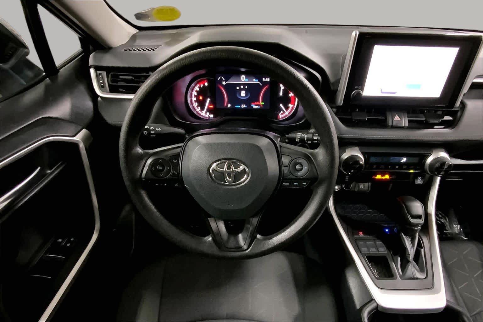 Certified 2024 Toyota RAV4 XLE w/ Convenience Package AWD/4WD image 6