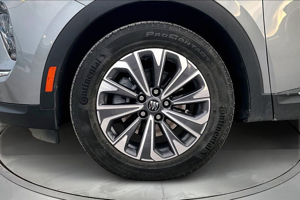 Certified 2025 Buick Envision Preferred image 33