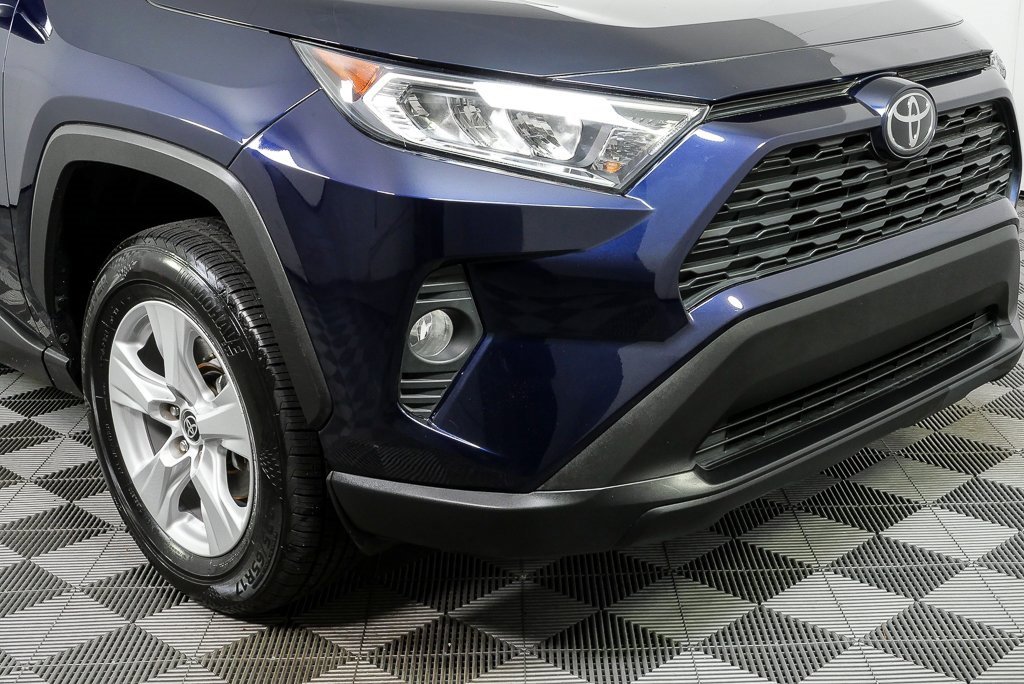 Used 2021 Toyota RAV4 XLE w/ Convenience Package image 36