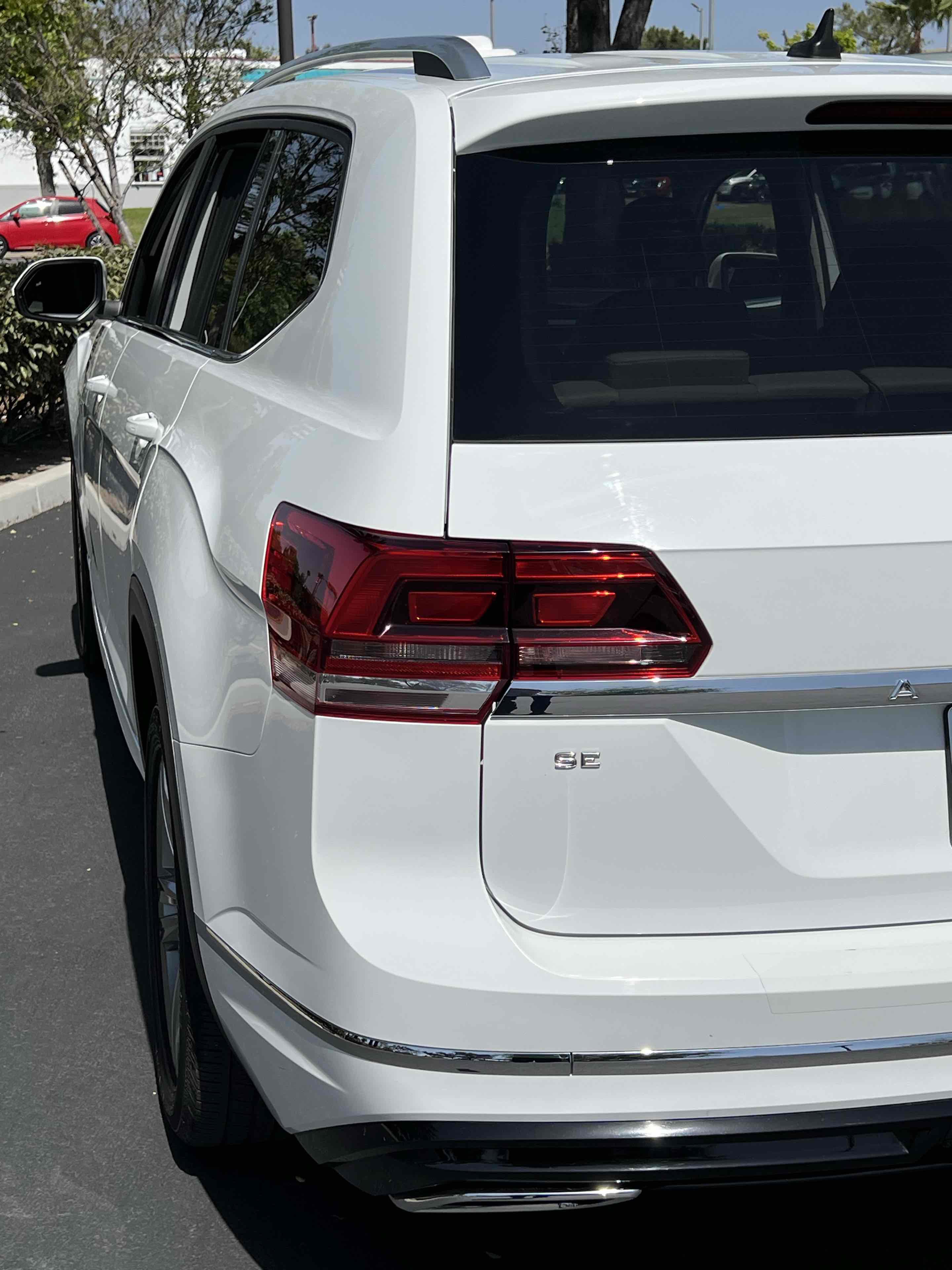 Used 2019 Volkswagen Atlas SE w/ Towing Package image 39