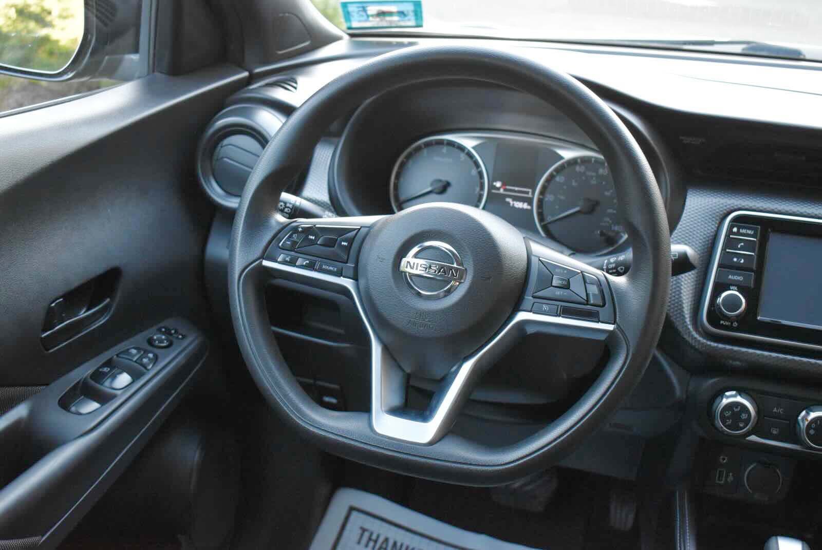 Used 2018 Nissan Kicks S FWD image 16
