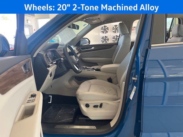 New 2025 Volkswagen Atlas SE image 14