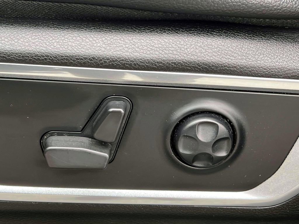 Certified 2021 RAM 1500 Laramie image 18