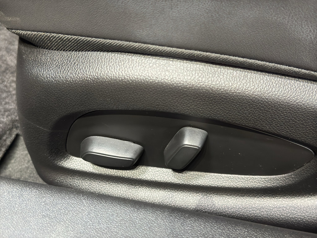 Used 2023 Chevrolet Camaro ZL1 image 9