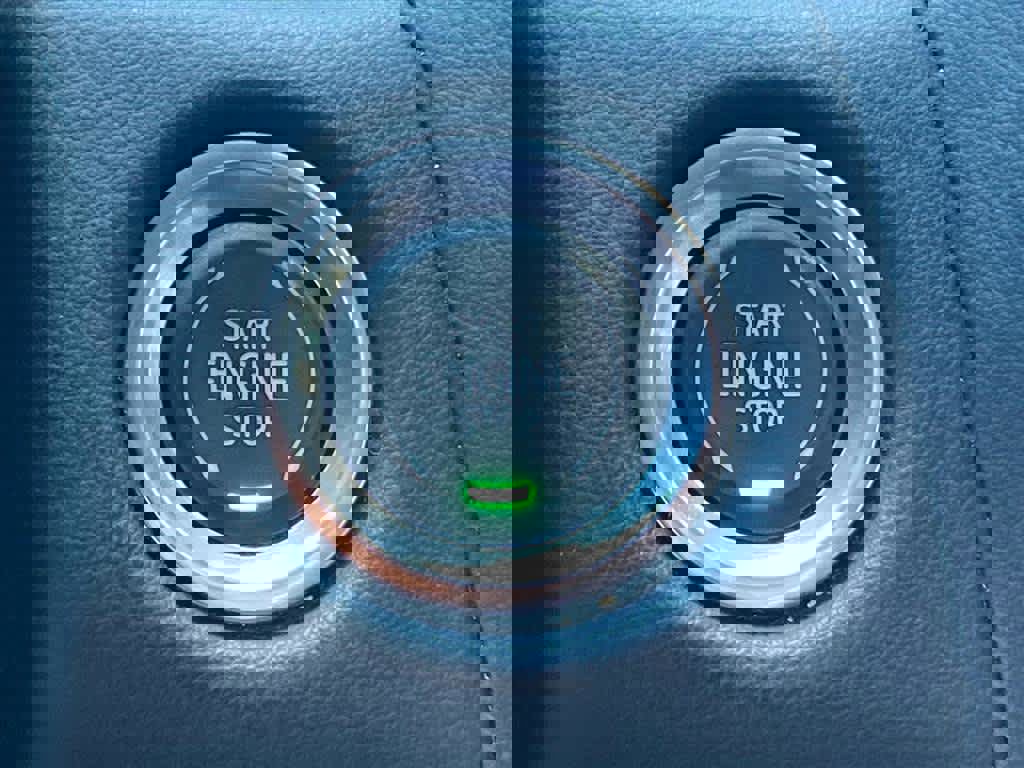 Used 2022 Chevrolet Suburban High Country image 21