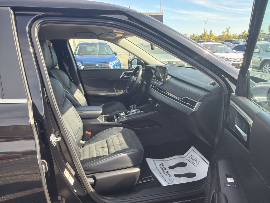 Used 2024 Mitsubishi Outlander SE FWD image 10