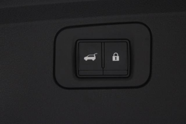 Certified 2025 Nissan Armada SL RWD image 18