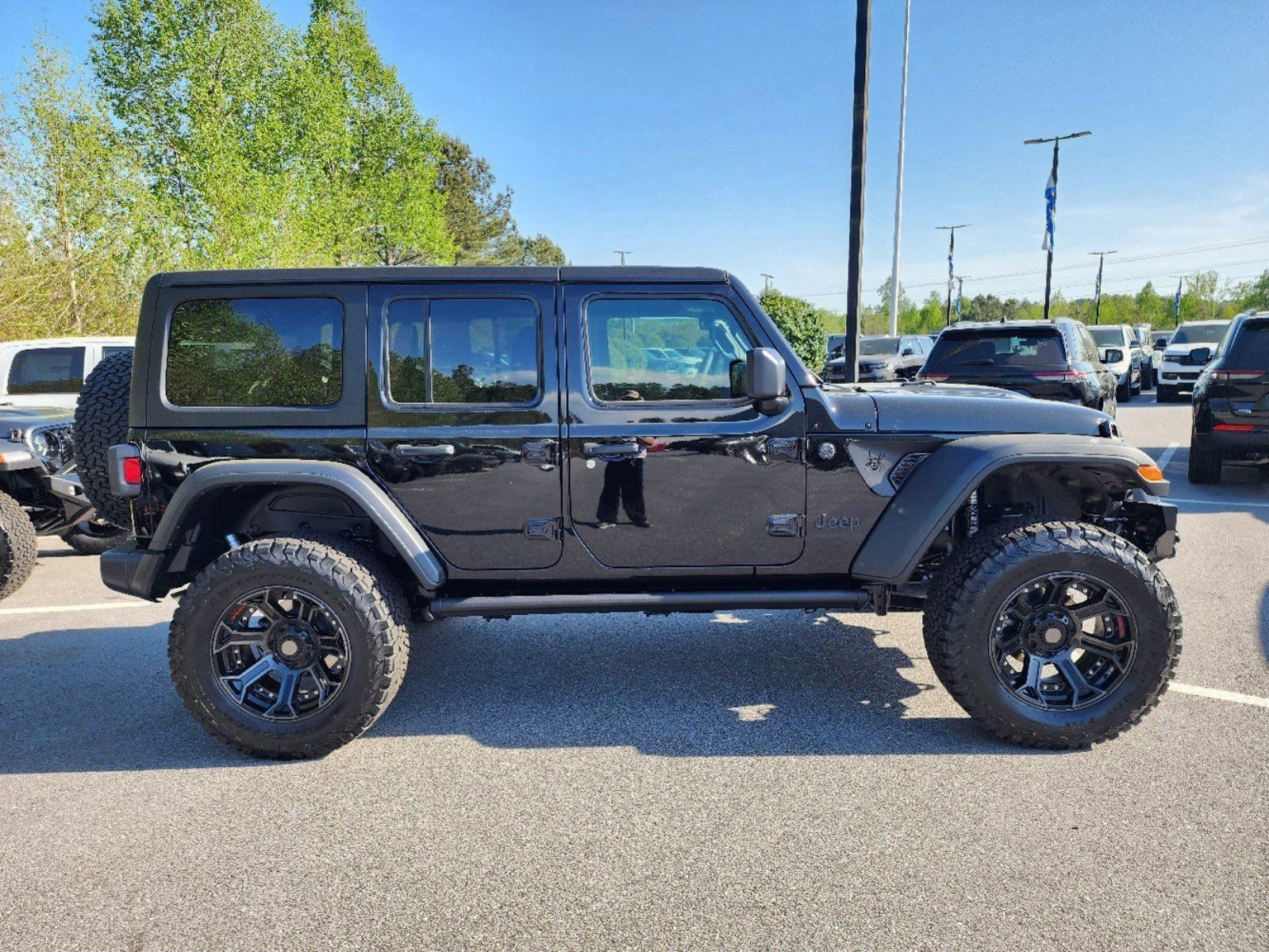 Used 2024 Jeep Wrangler Unlimited Sport video 2