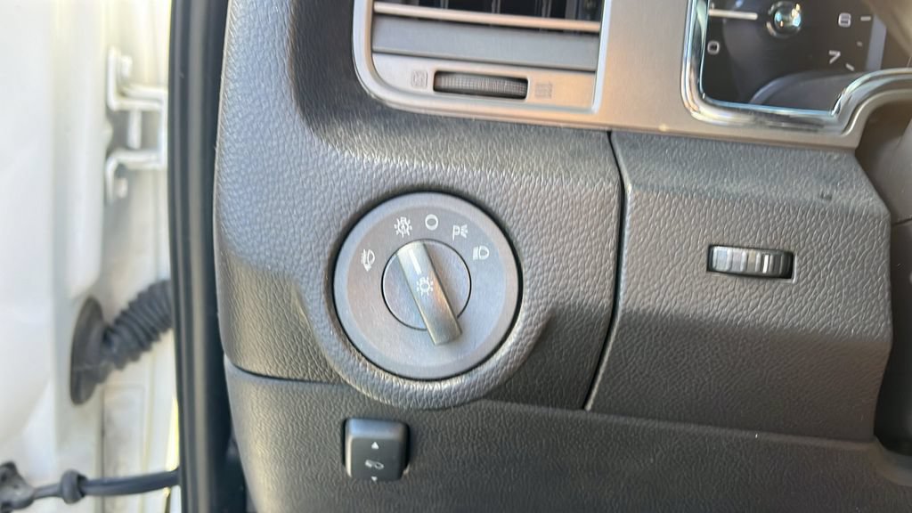 Used 2011 Lincoln Navigator 4WD w/ 101A Rapid Spec Order Code image 11