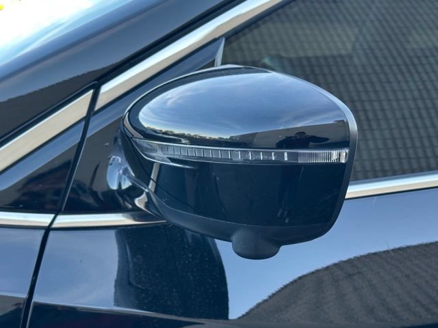 Used 2020 Nissan Murano SL w/ Moonroof Package AWD/4WD image 9