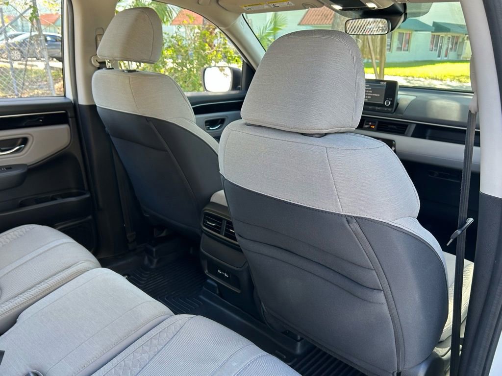 Used 2023 Honda Pilot LX image 36