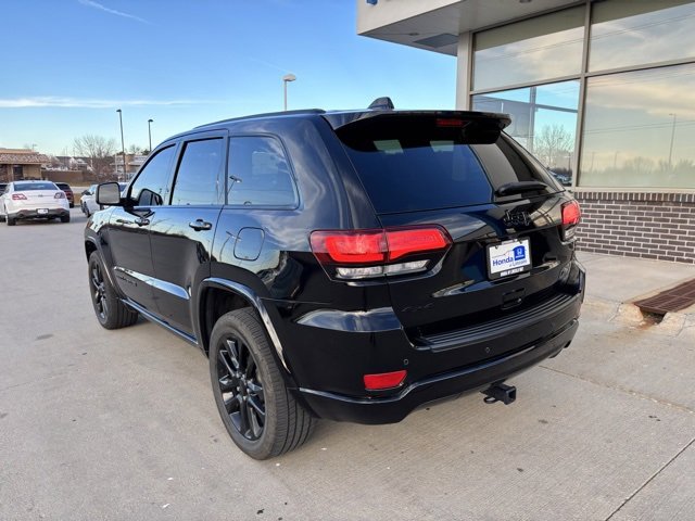 Used 2021 Jeep Grand Cherokee Laredo X image 7