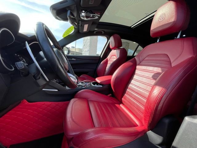 Used 2022 Alfa Romeo Stelvio Sprint image 13