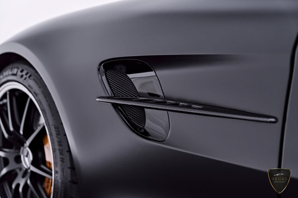 Used 2018 Mercedes-Benz AMG GT R image 24