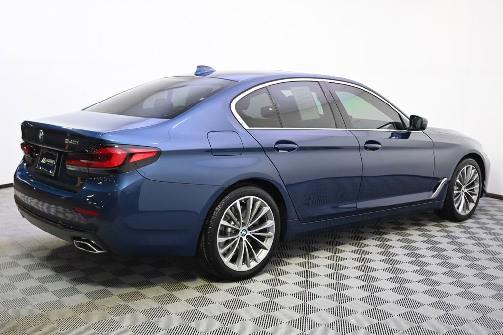 Used 2023 BMW 540i w/ Convenience Package image 7