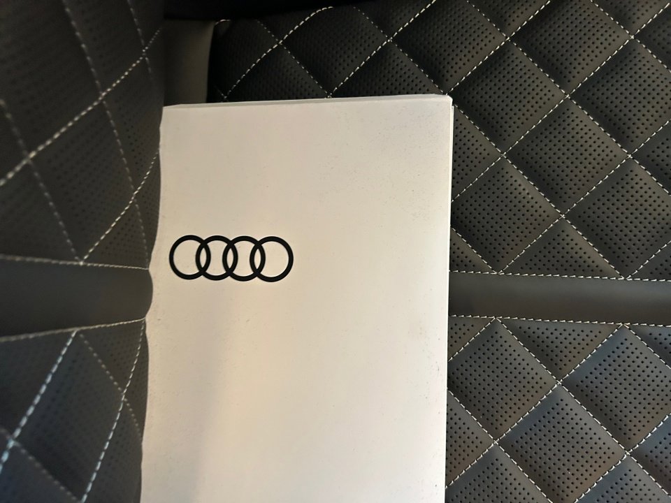 New 2026 Audi SQ8 Prestige image 34