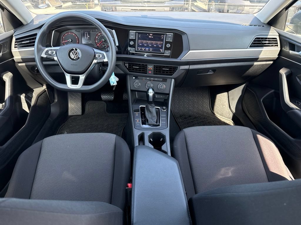 Used 2021 Volkswagen Jetta SE FWD image 11