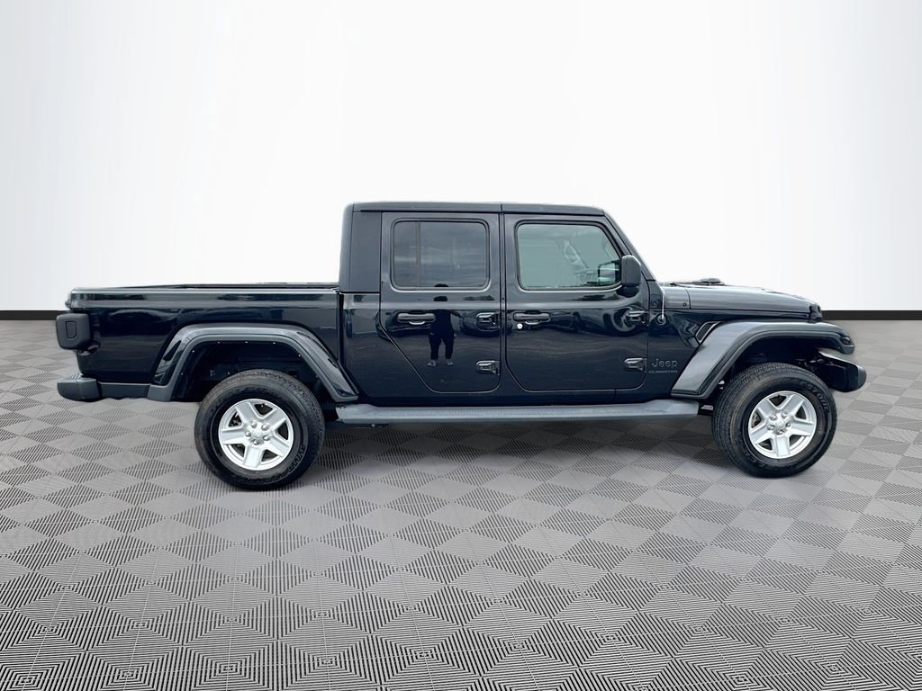 Used 2022 Jeep Gladiator Sport AWD/4WD image 5