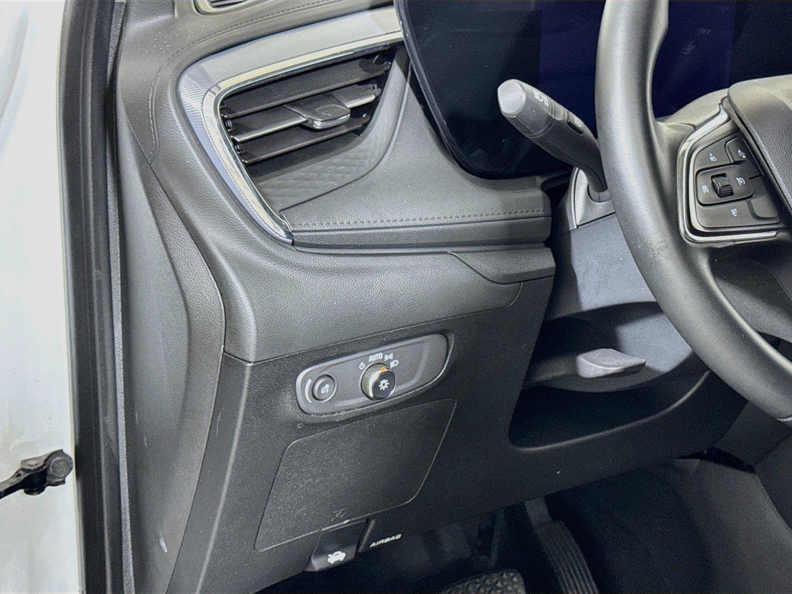 Certified 2025 Buick Encore GX Preferred FWD image 8