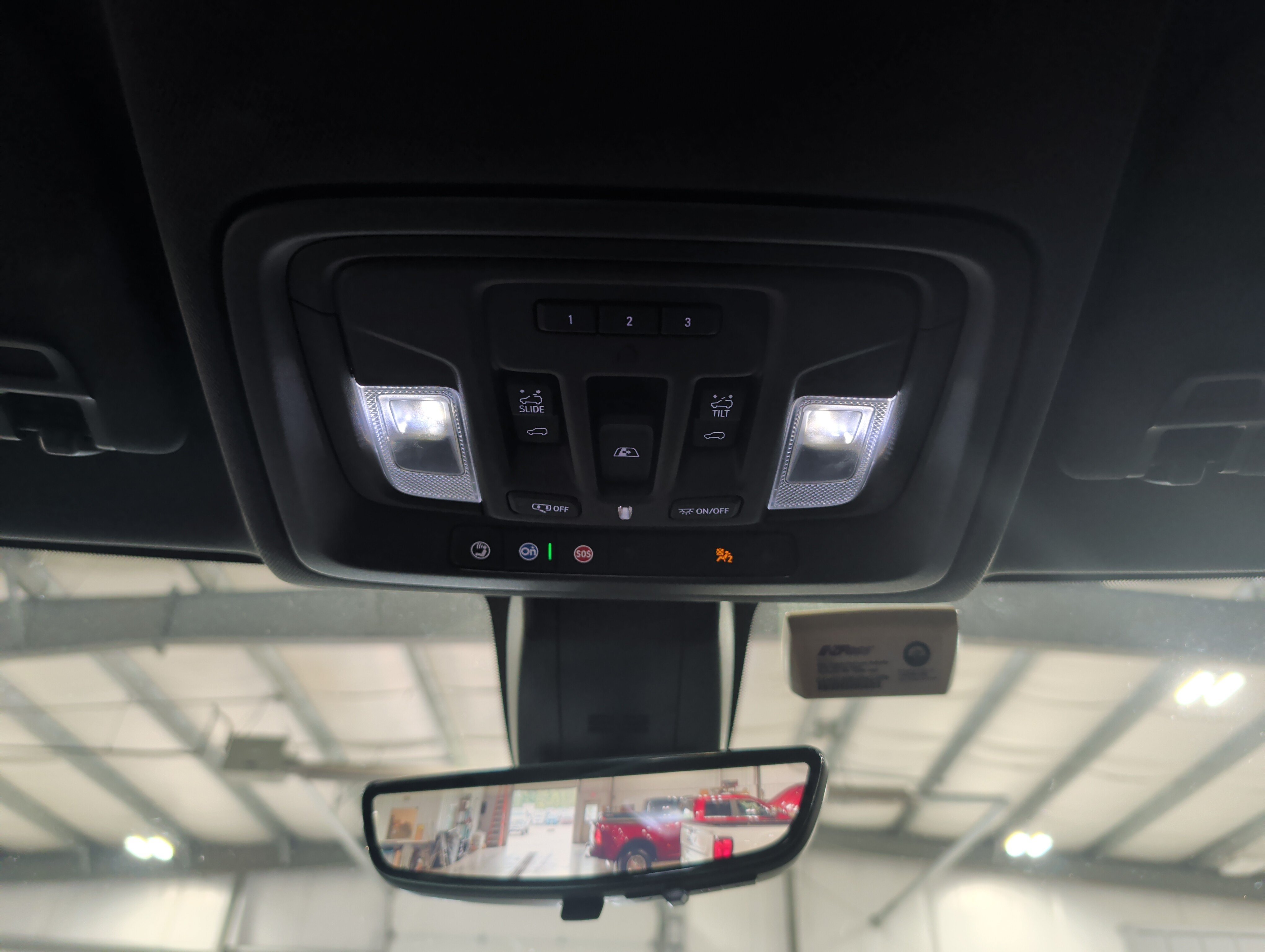 Used 2019 GMC Sierra 1500 AT4 w/ Technology Package AWD/4WD image 12