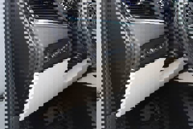 Certified 2024 Buick Enclave Avenir w/ Avenir Technology Package image 26