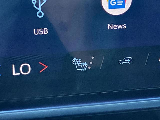 New 2026 Chevrolet Equinox EV LT AWD/4WD image 27