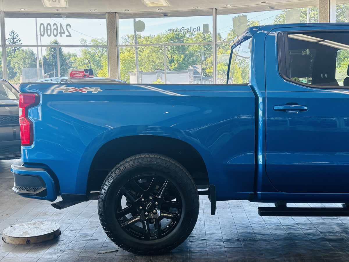 Used 2022 Chevrolet Silverado 1500 RST AWD/4WD image 6