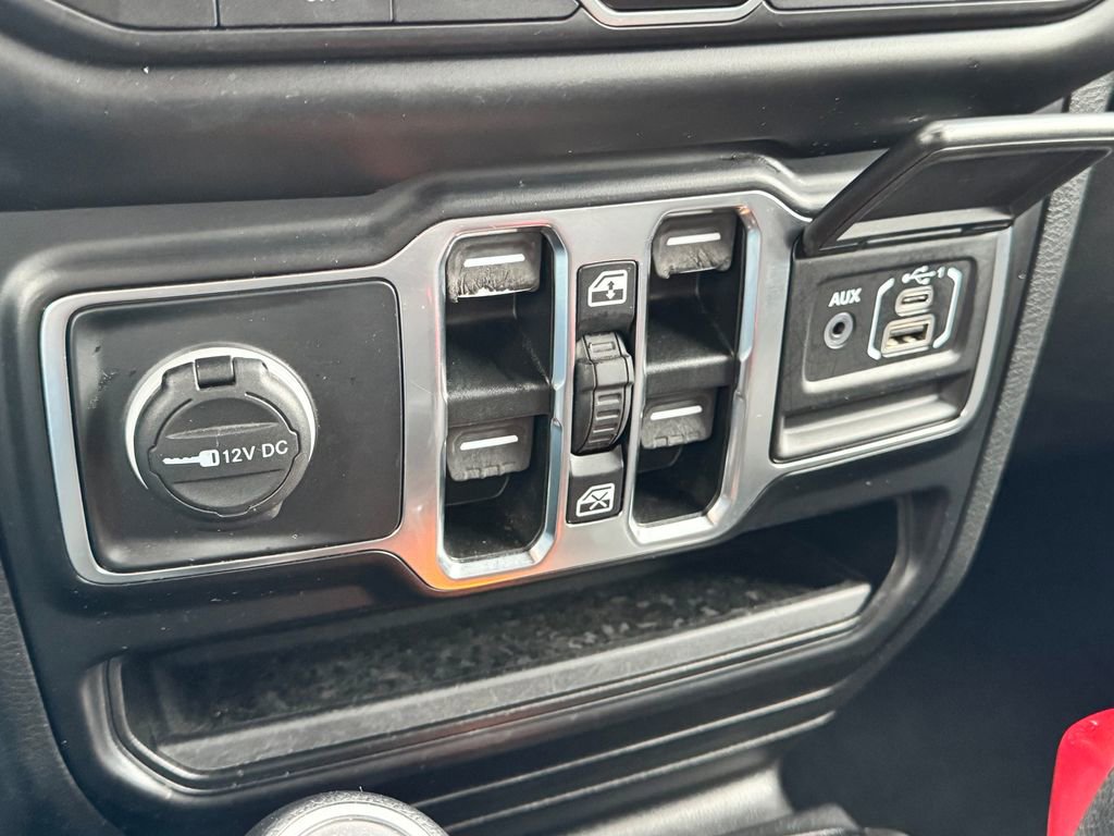 Used 2021 Jeep Wrangler Unlimited Sport AWD/4WD image 22