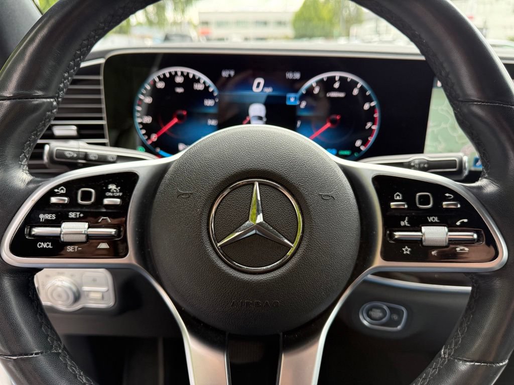 Used 2022 Mercedes-Benz GLS 450 4MATIC image 39