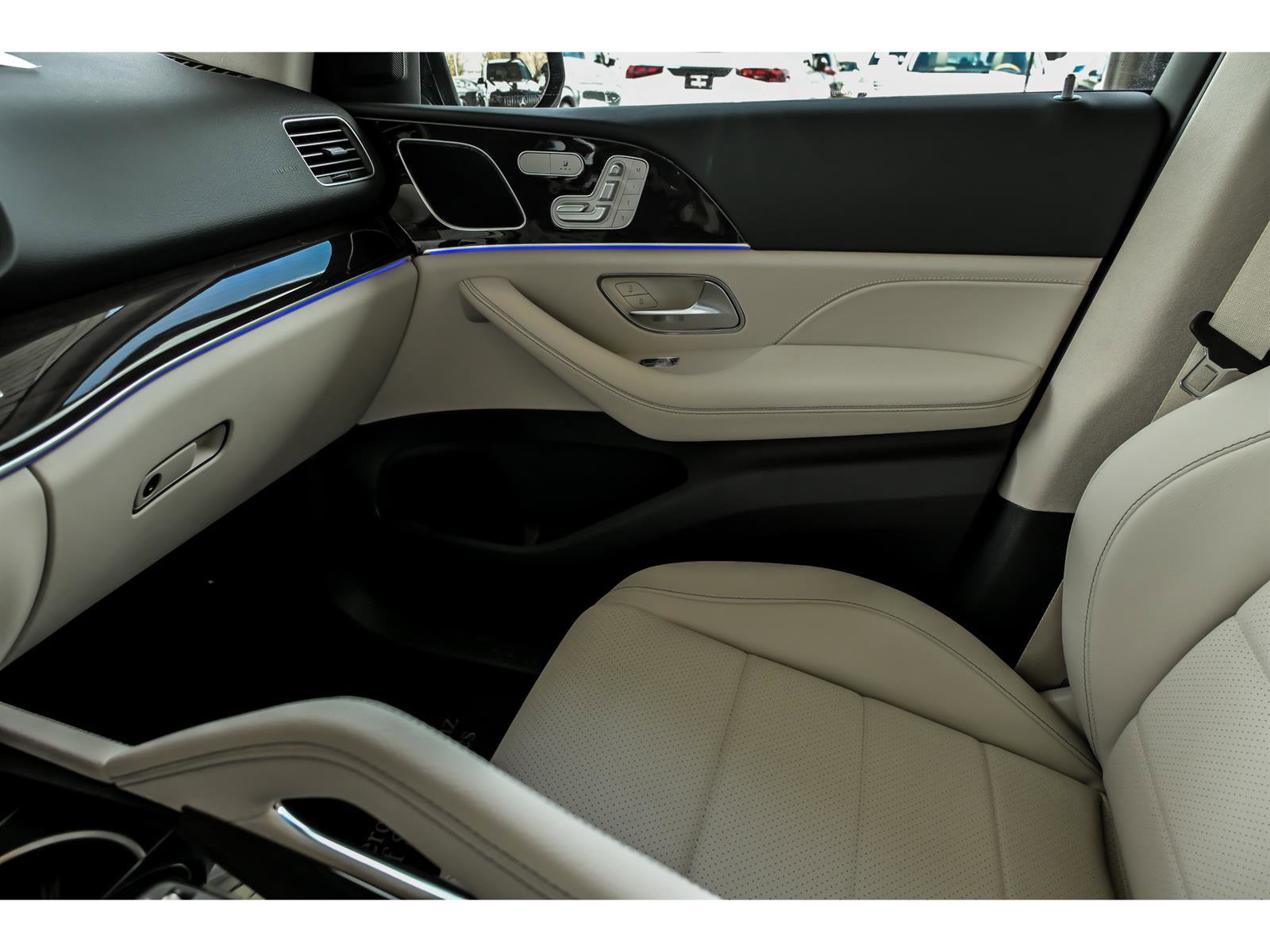New 2026 Mercedes-Benz GLE 450e 4MATIC image 18