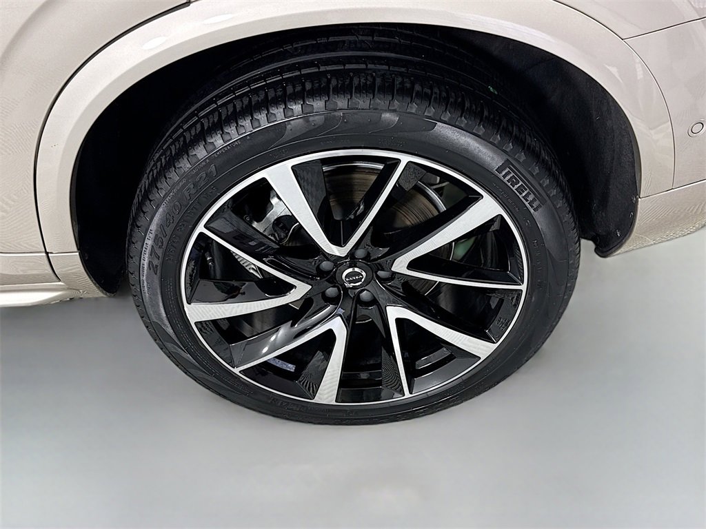 Used 2023 Volvo XC90 B5 Plus w/ Protection Package Premier image 31