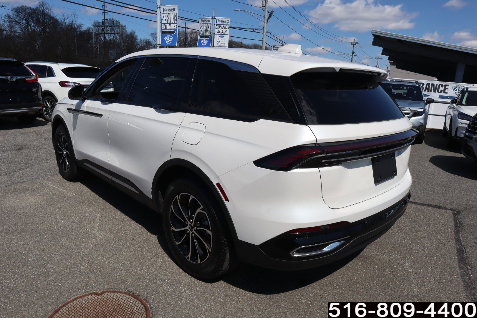 Used 2026 Lincoln Nautilus Premier image 7