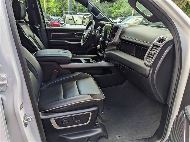 Used 2024 RAM 1500 Laramie AWD/4WD image 16