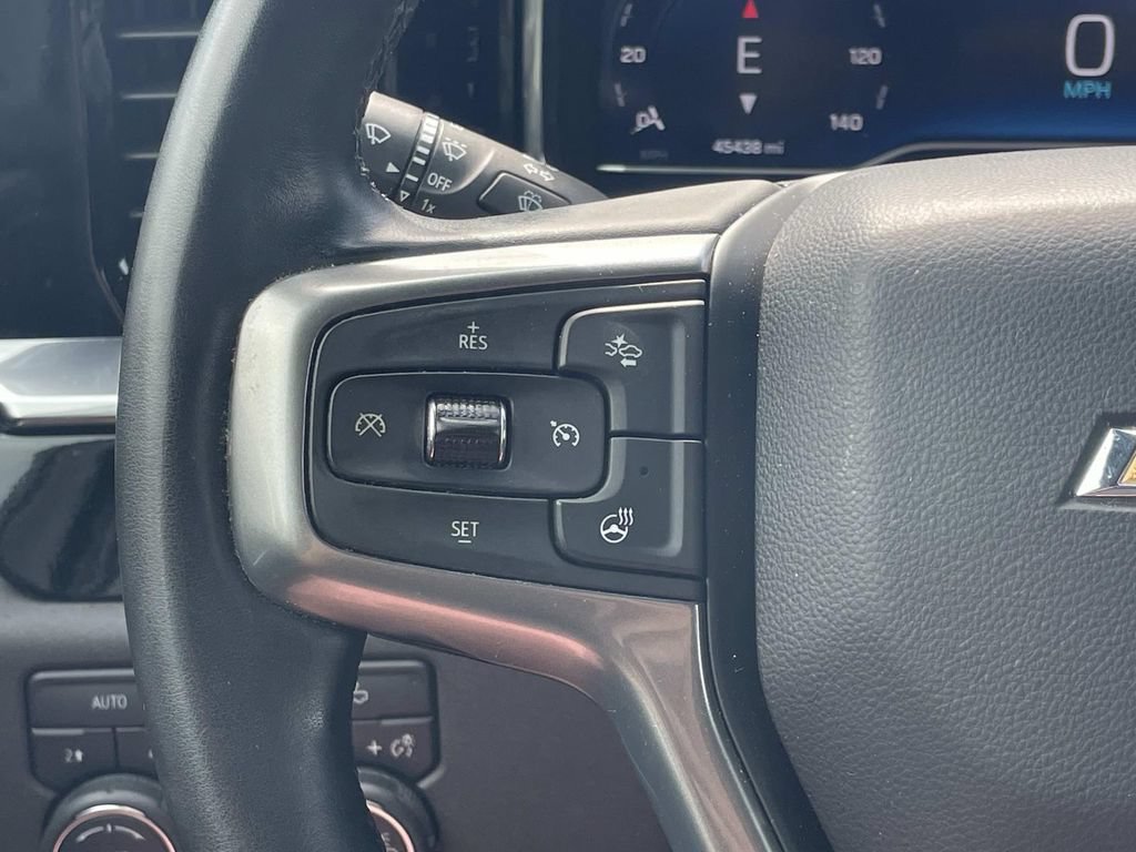 Used 2024 Chevrolet Silverado 1500 LT AWD/4WD image 24
