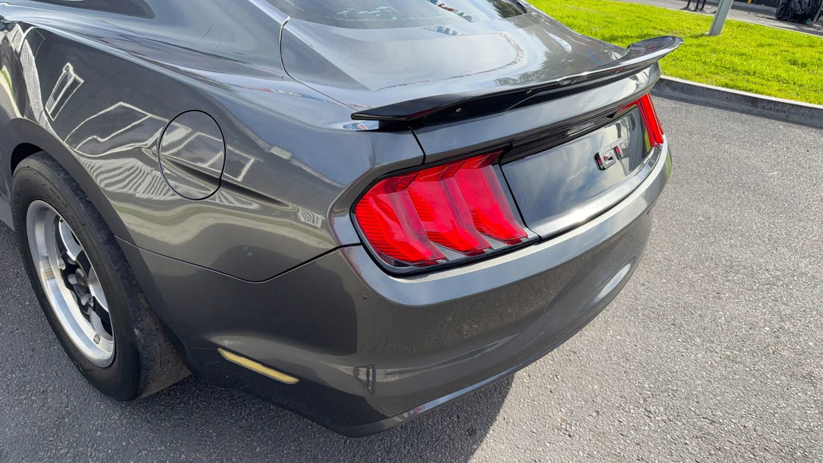 Used 2017 Ford Mustang GT image 13